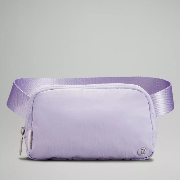lululemon athletica Handbags - lululemon everywhere belt bag extended strap 💜